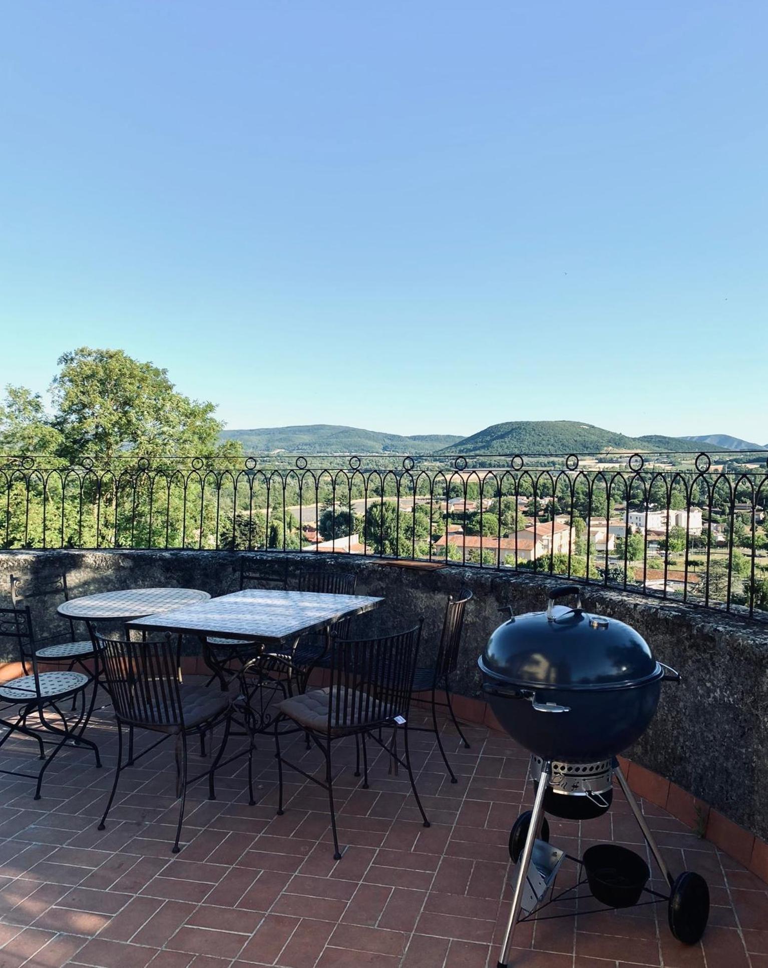 Peaceful Retreat In Drome Provencale Castel Leilighet Montboucher-sur-Jabron Eksteriør bilde
